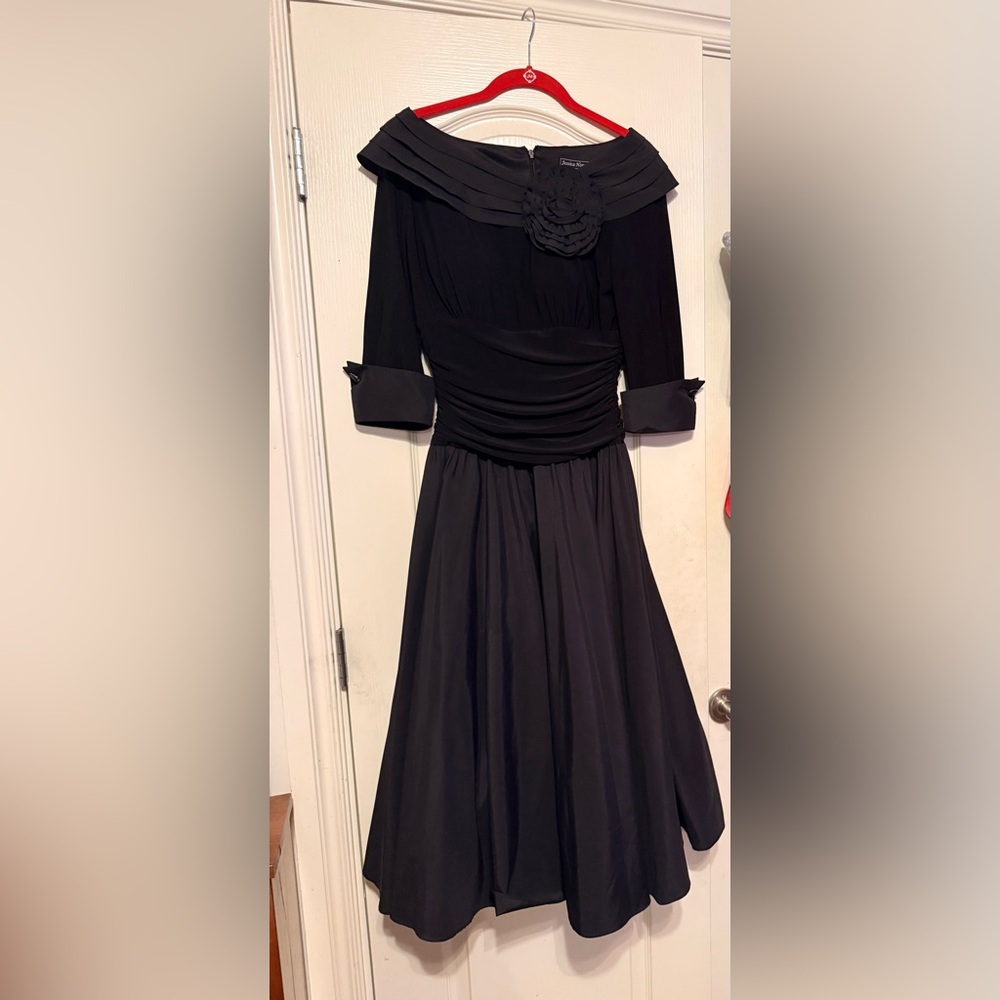 Jessica Howard Black Maxi Dress